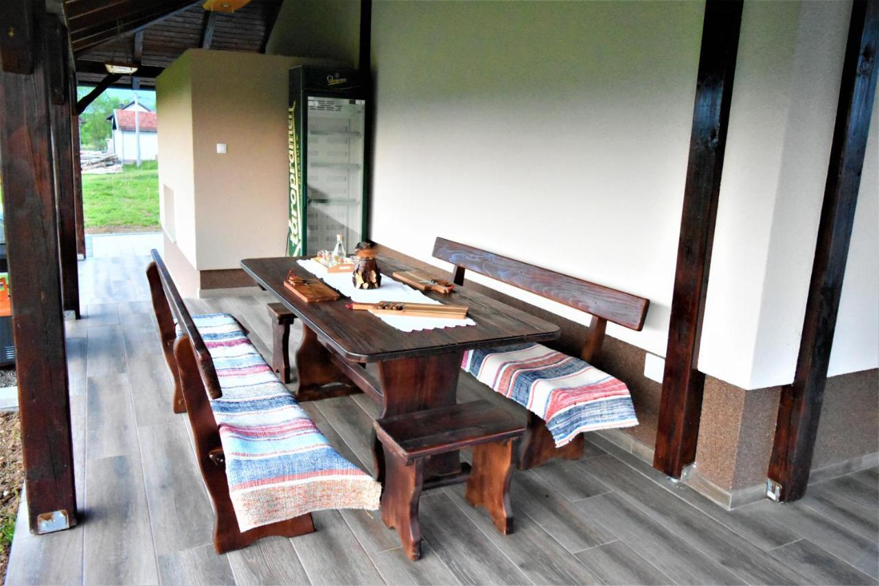 Guest House Tonka Otočac Εξωτερικό φωτογραφία