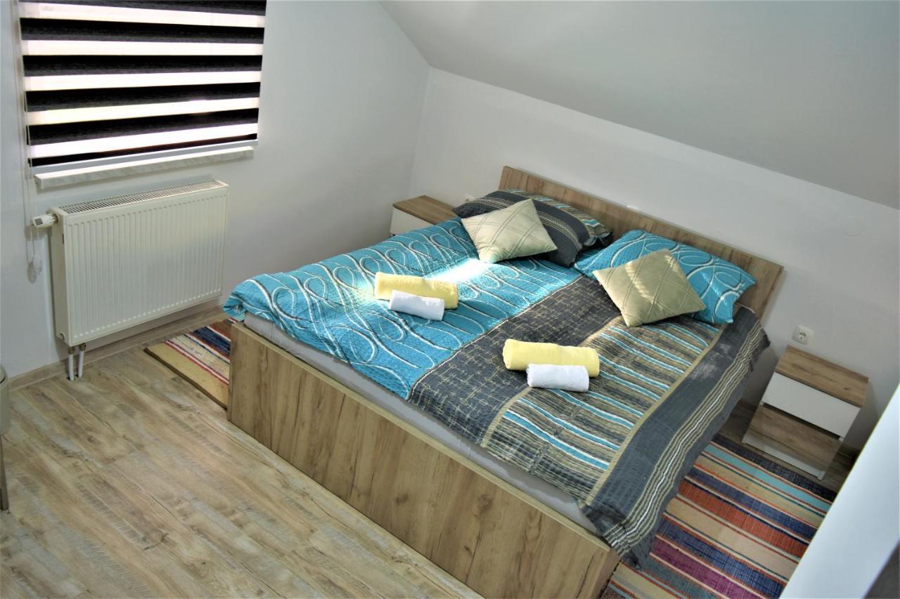 Guest House Tonka Otočac Εξωτερικό φωτογραφία
