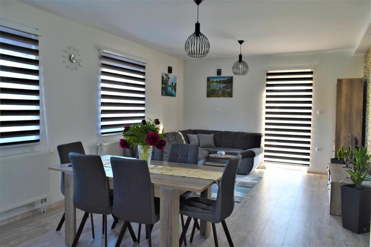 Guest House Tonka Otočac Εξωτερικό φωτογραφία