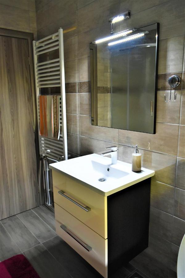 Guest House Tonka Otočac Εξωτερικό φωτογραφία